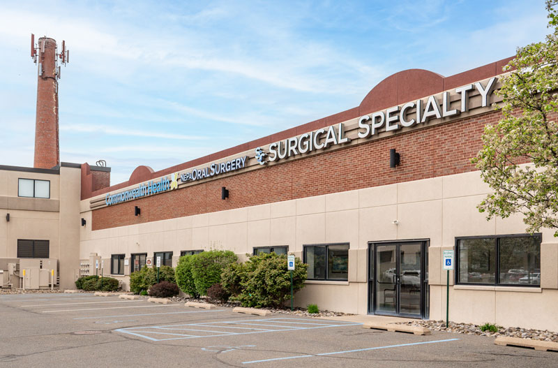 2,256 SF space equipped to suit a variety of office, medical, and wellness practitioners.